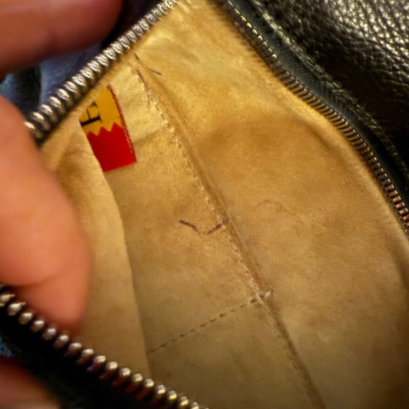 Hammitt Montana Tony Medium Crossbody Bag - Picture 5 of 11